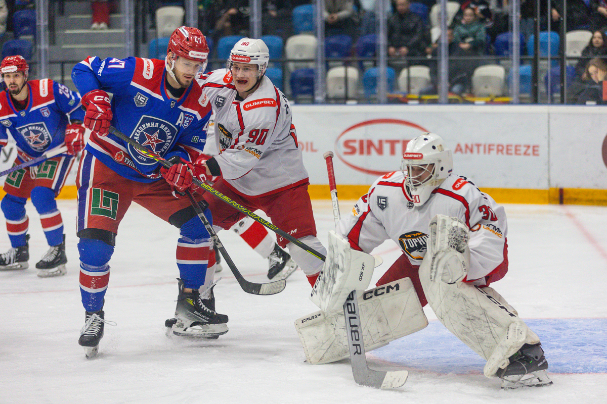 Игры в Воскресенске, Перми, Туле, Новокузнецке и Казани: смотрите матчи Всероссийской хоккейной лиги на канале «Хоккей ТВ»