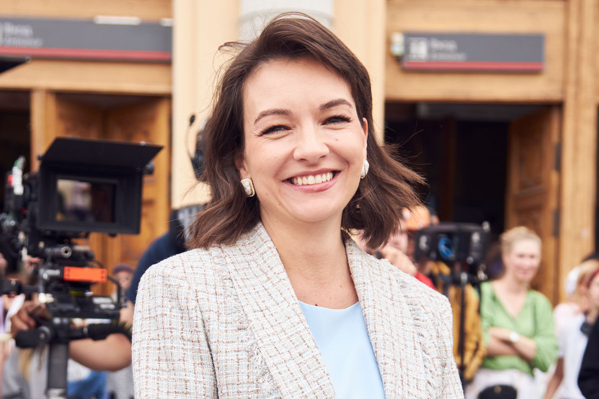 «Актерская профессия — лотерея, но труд важнее»: актриса Ольга Павловец о карьере, коллегах и новом сезоне сериала «Телохранители» на ТНТ