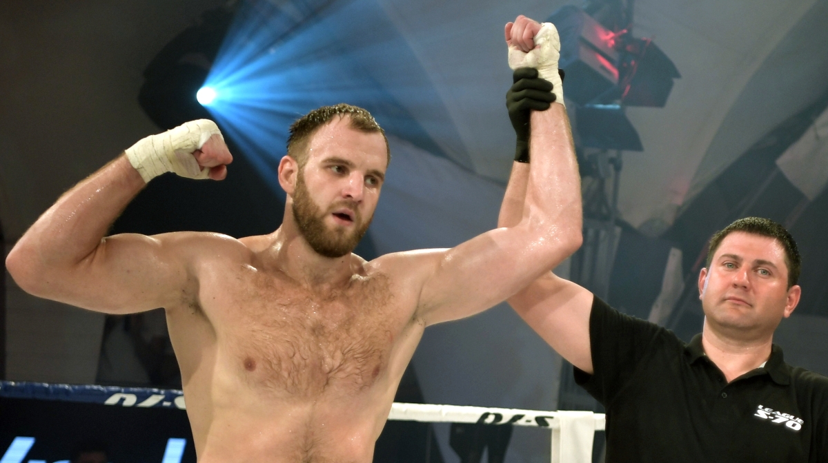 Махачев, Джонс, Ян, Гольцов, Перейра, Шлеменко, Шевченко, Волков, Шара, Витрук: вспоминаем десять особенных поединков-2024 в ММА