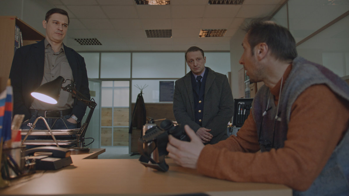 Телеканал НТВ запускает показ нового остросюжетного детектива «Тайный советник» с Евгением Шириковым