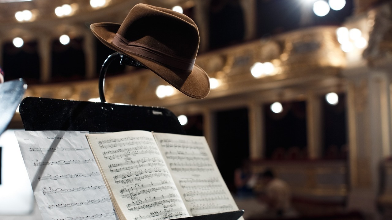 Эстрадный образ и жизнь певца