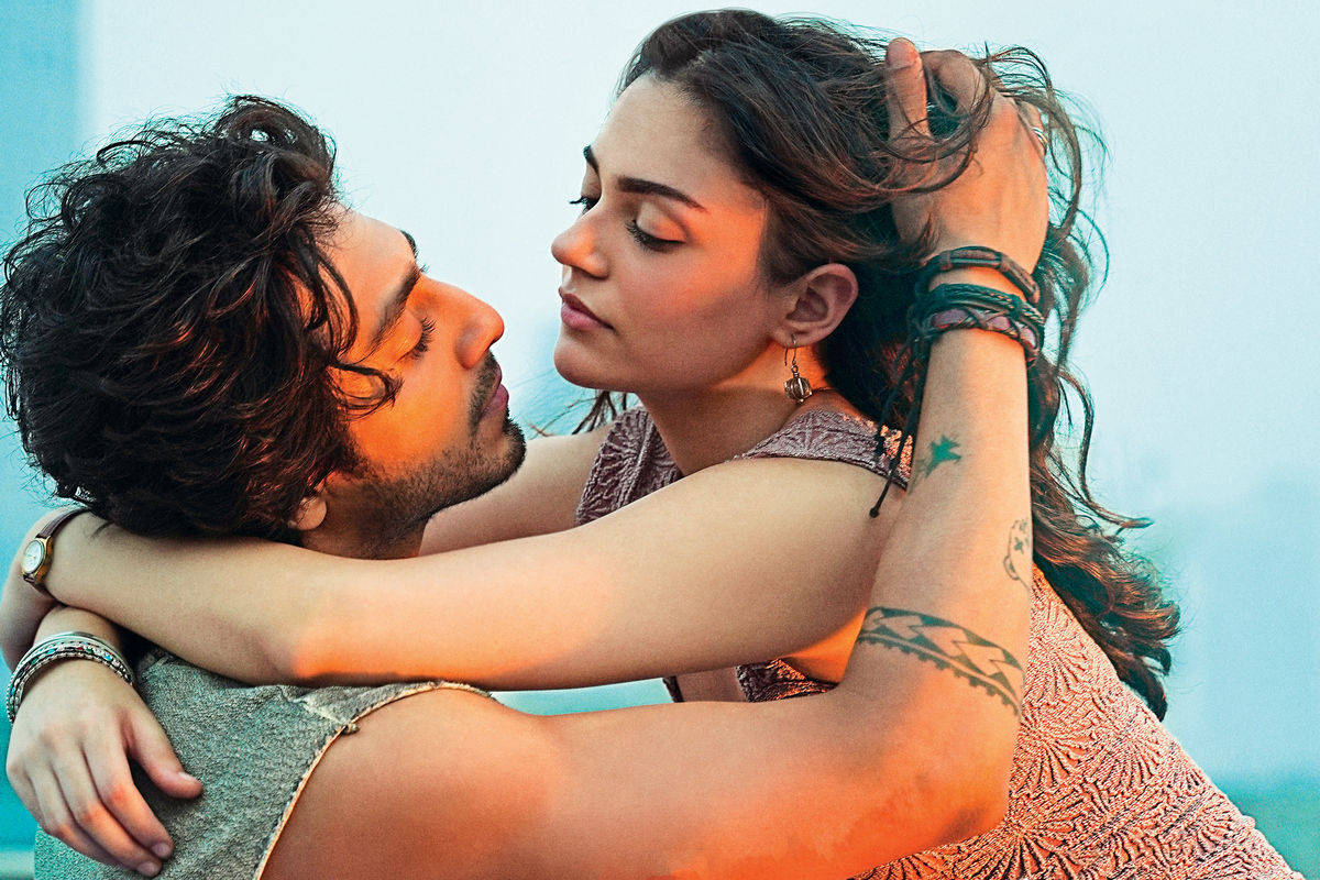 Индийская мелодрама о сумасшедшей любви творческих людей «Голубки» выходит в наш прокат