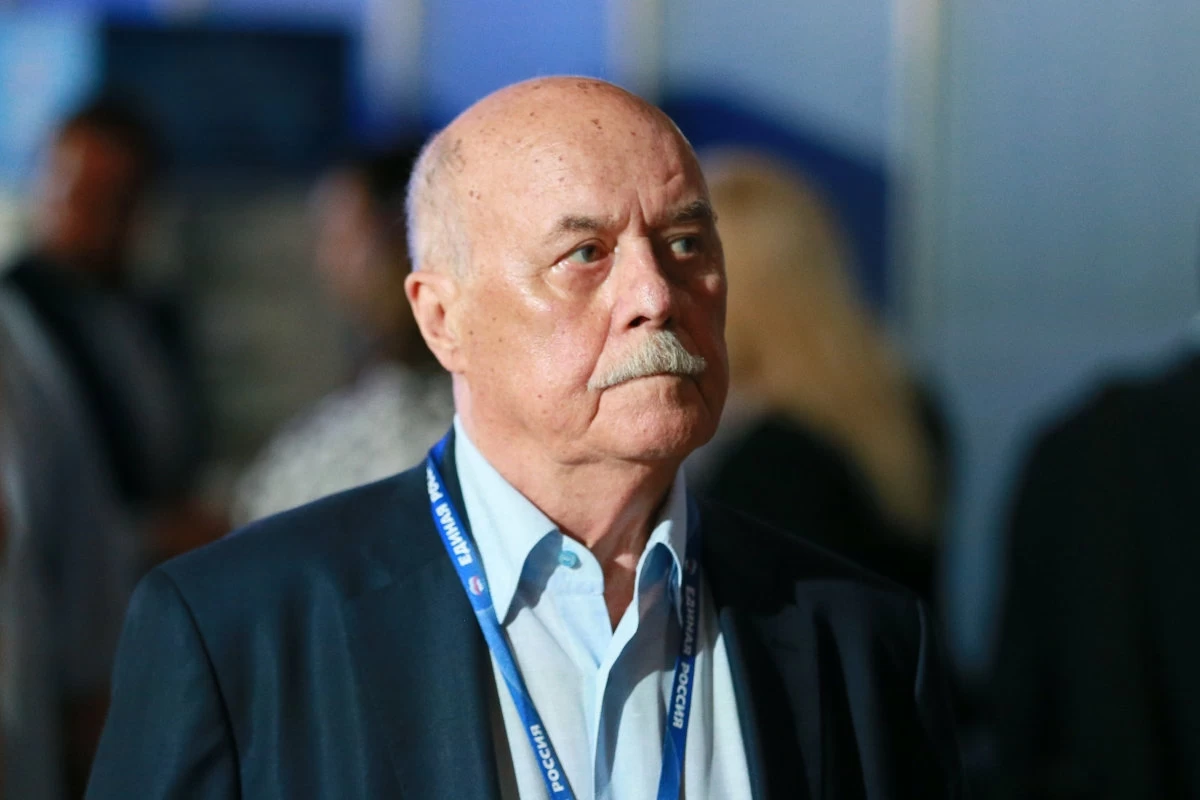 «Робинзон Крузо», «Орел и решка», «Ворошиловский стрелок»: смотрим великолепные фильмы в 90-летие Станислава Говорухина на канале «Советская киноклассика»