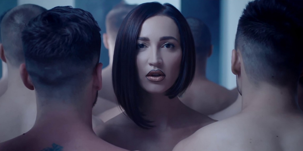 Море презрения