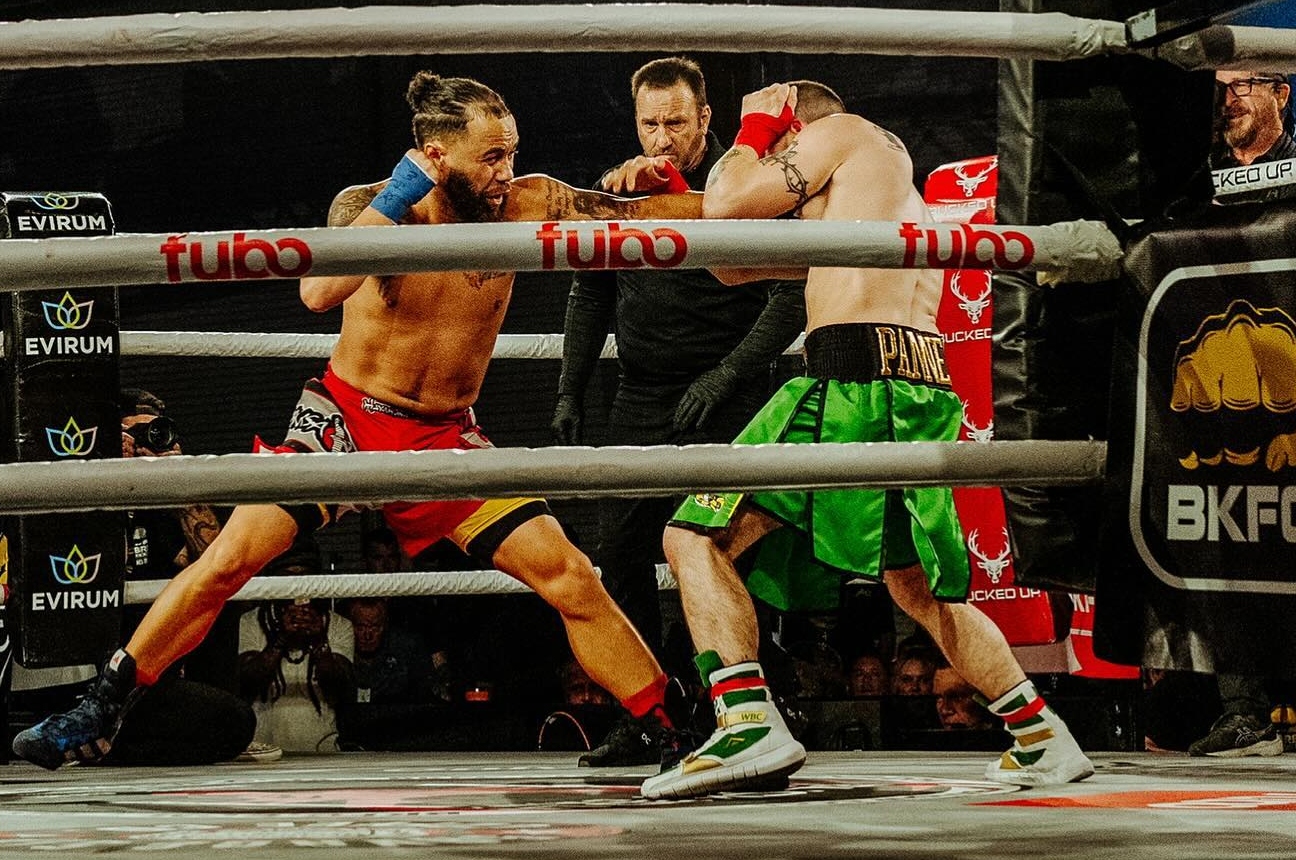 Гаймон против Гаскинса, Ребер готов бить Оксендина, женский бой Ван Вайк – Папроцки: схватки Bare Knuckle FC на голых кулаках на канале «МАТЧ!»