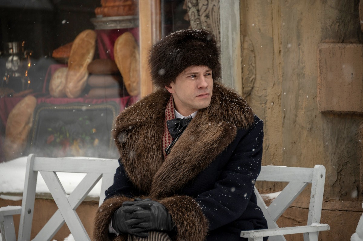 «Не Петров в главной роли? Значит, надо смотреть»: зрители оценили байопик «Шаляпин» на «России 1»