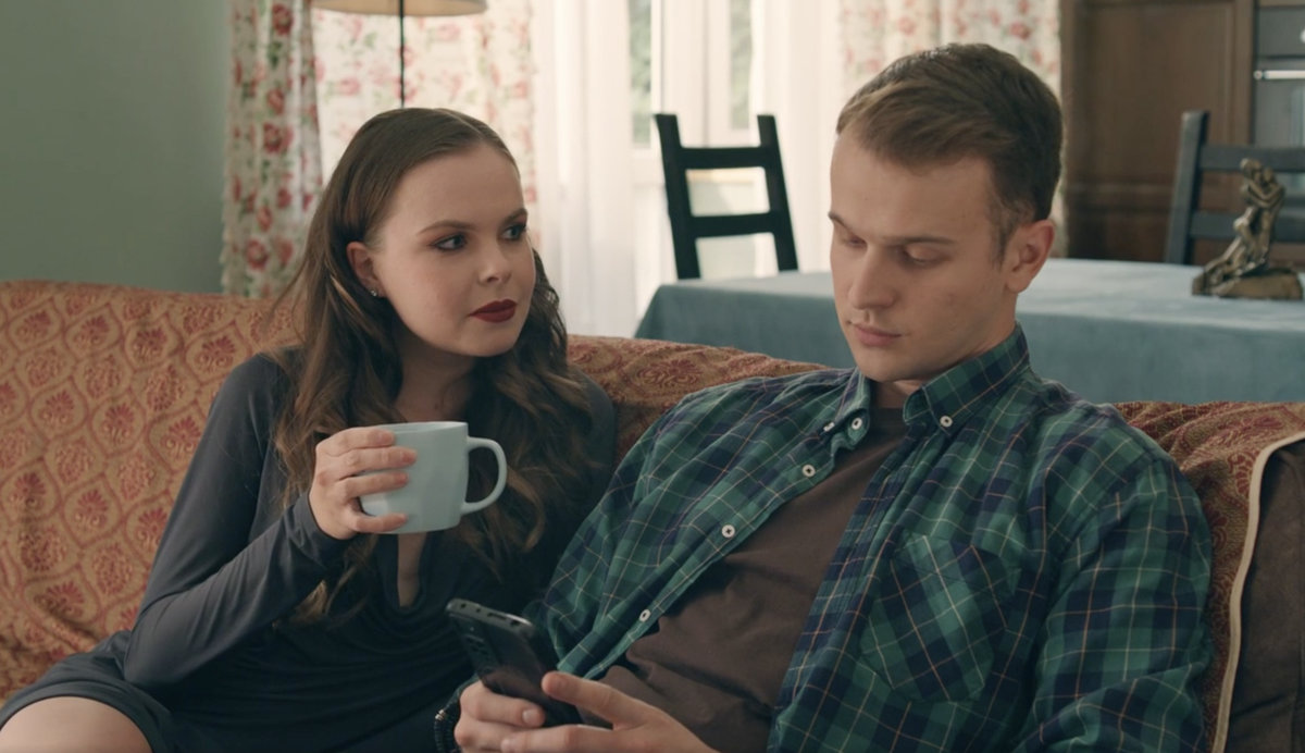 «ТВ Центр» в выходные покажет две премьеры – мелодраму «Его бывшая, его настоящая» и детектив «Изумрудный город»