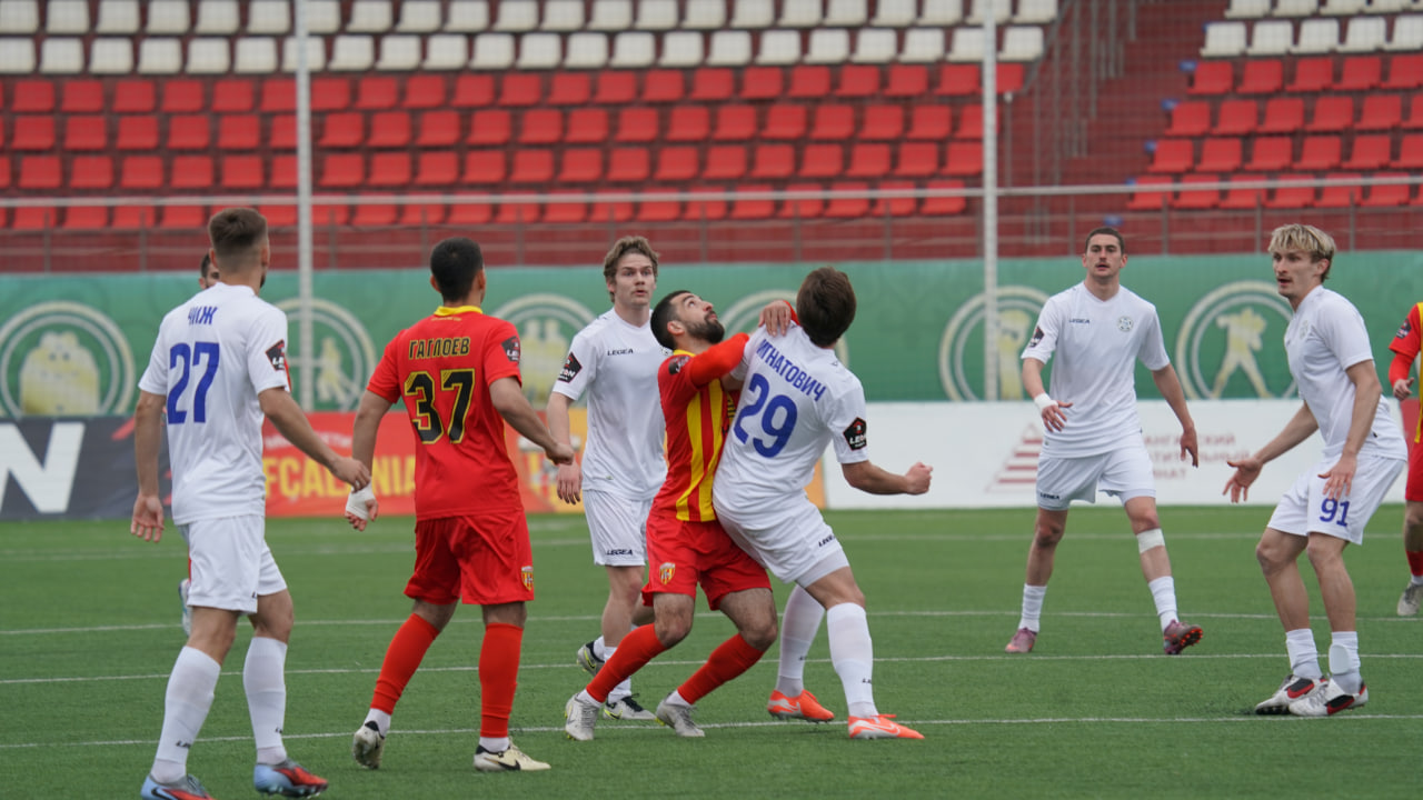 Динамовские дерби, суперматч «Амкар» – «Алания», «Зенит» против кавказского клуба: смотрим футбольные матчи Второй лиги на канале «ТВ Спорт»