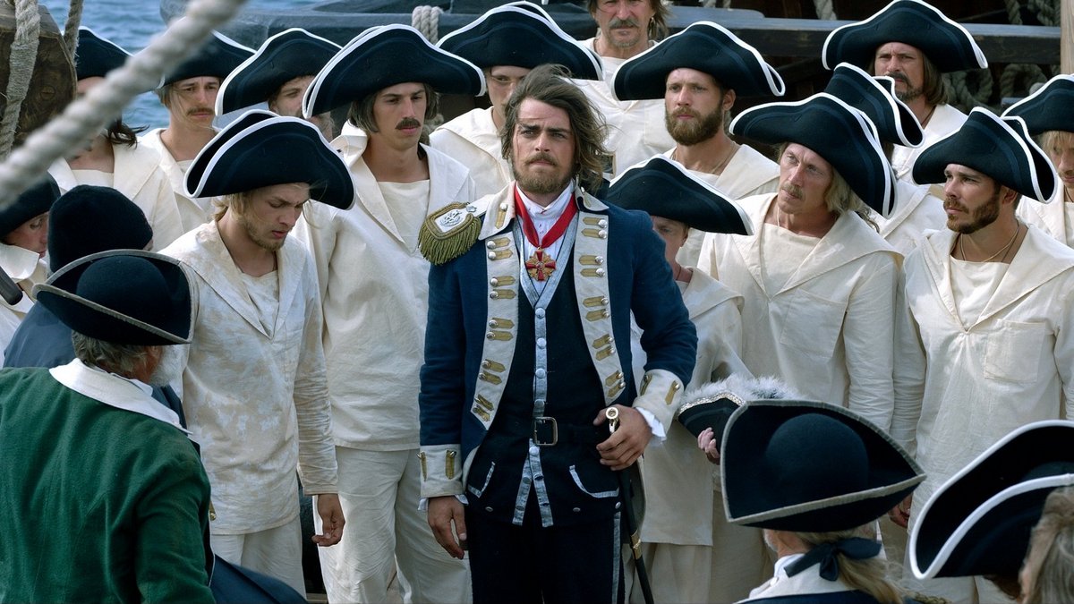 Космонавты, самбисты, шизофреники: 12 главных фильмов конца осени в нашем прокате