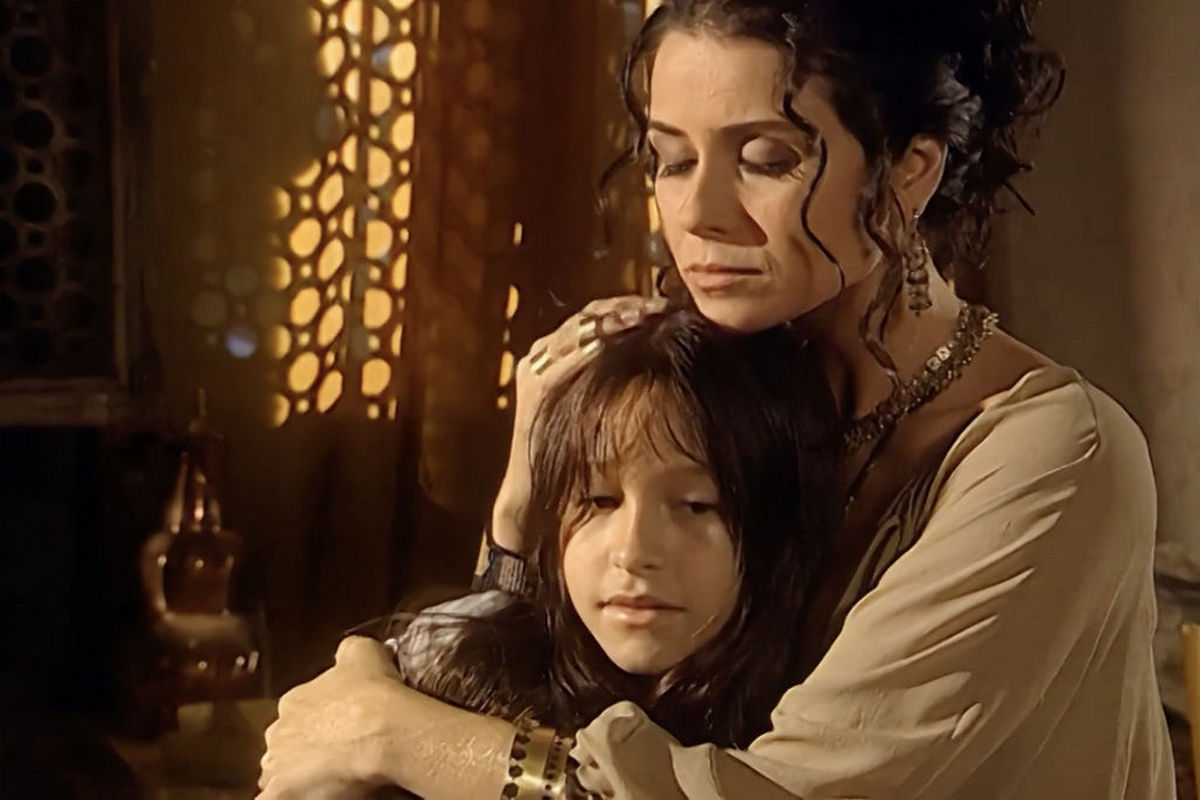 Жади и Лукас возвращаются: телеканал «Суббота!» покажет знаменитый сериал «Клон»