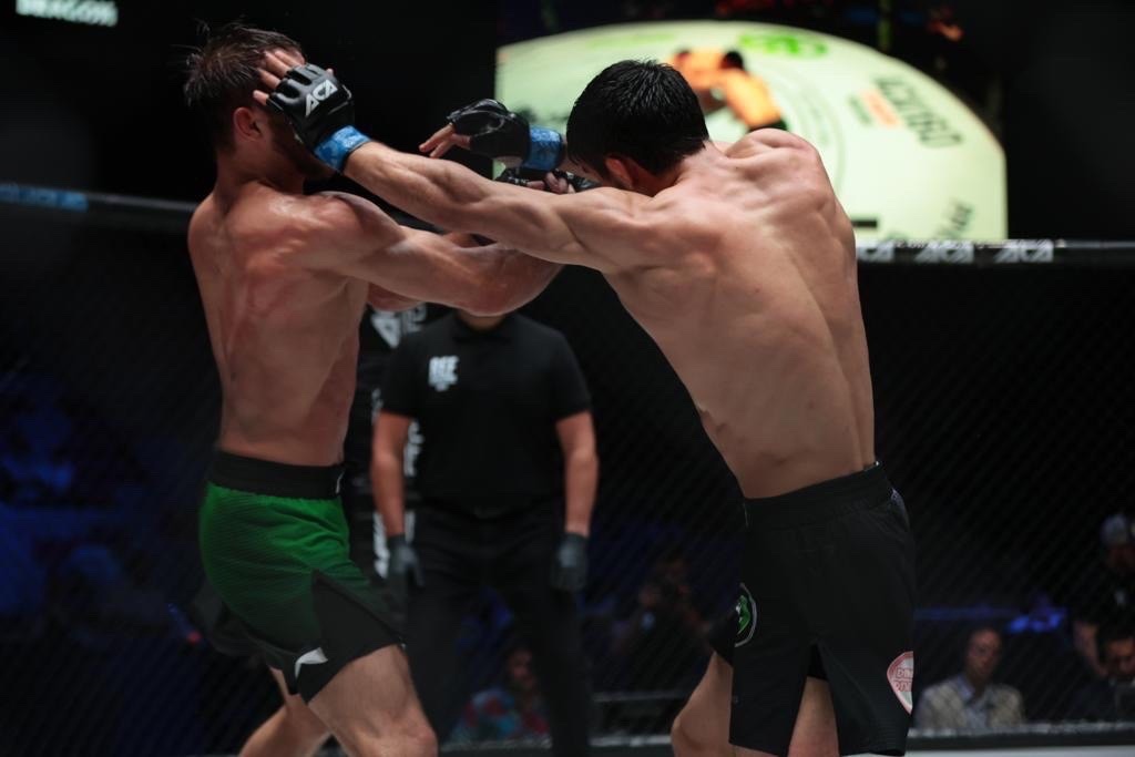 Звездный Арзыкул против бесстрашного Бондарева, Келеметов дерется с Гудаевым: не пропустите боевой турнир ACA Young Eagles 37 на каналах «Матч ТВ»