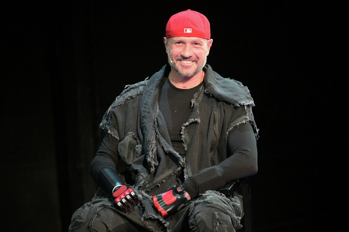 Вне отмены: документальные проекты о Романе Костомарове и Анне Карениной увидят за рубежом