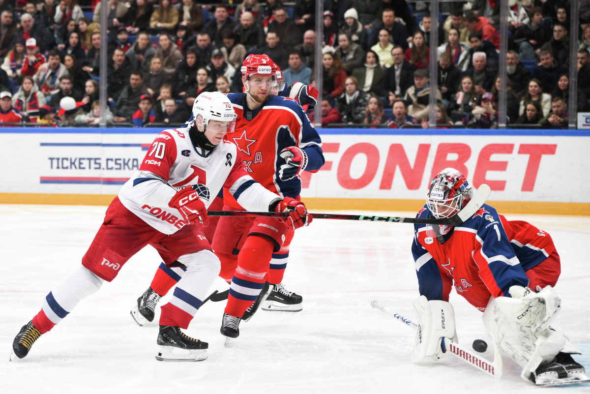 Большая битва в Ярославле: смотрим суперматч КХЛ «Локомотив» – ЦСКА на телеканале «МАТЧ!»