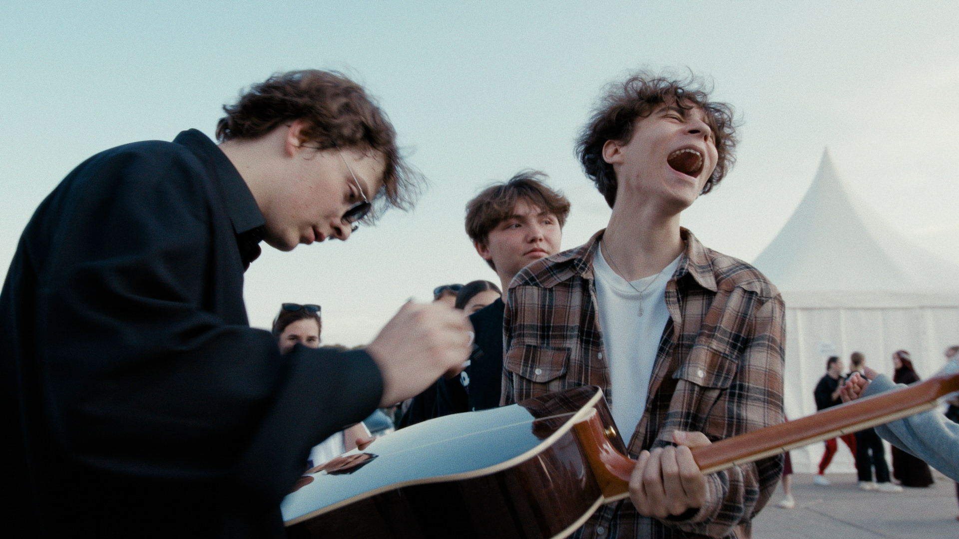 «Громко и честно»: сериал-путешествие по новой российской музыке уже доступен в Сети