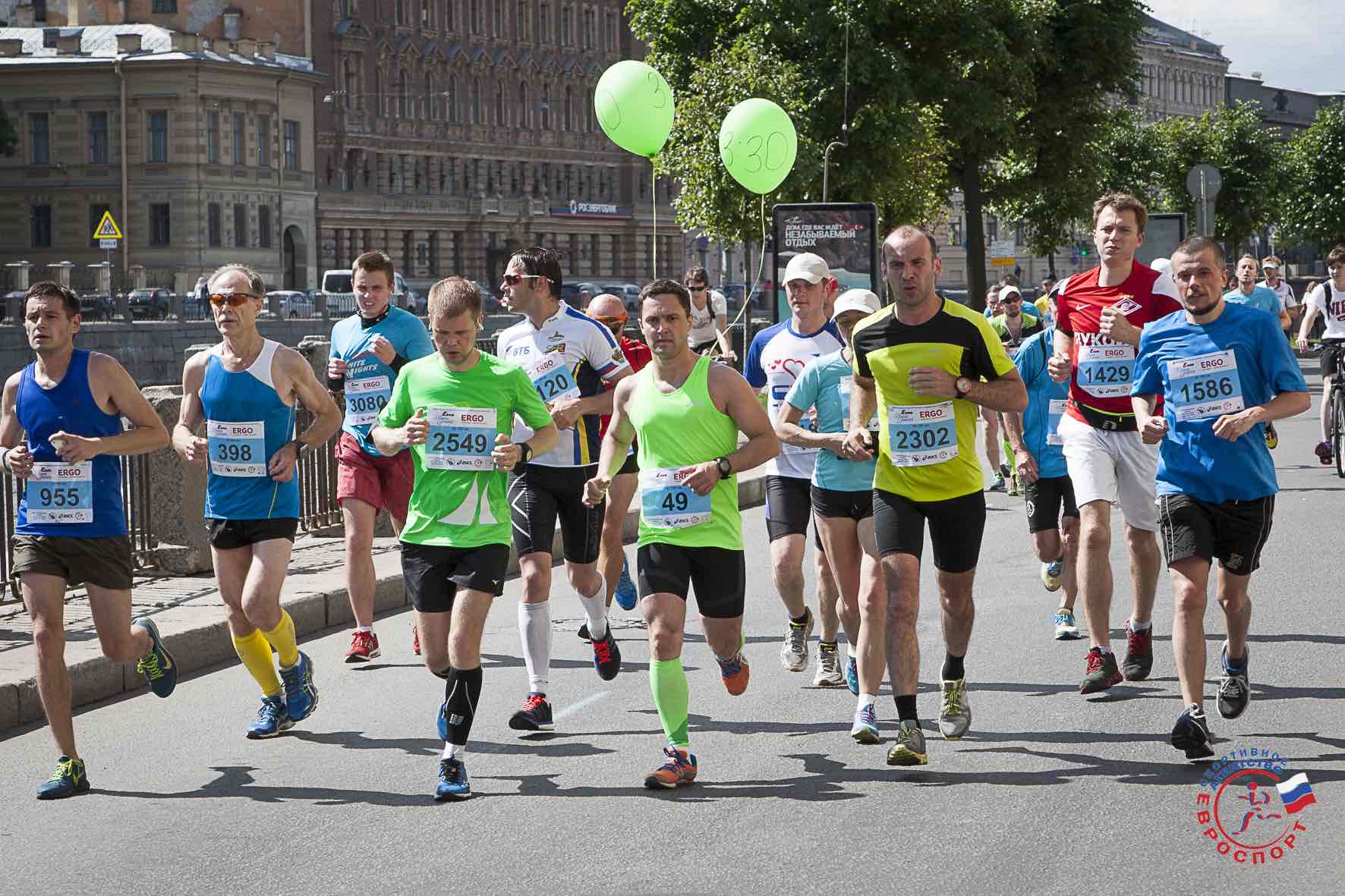 Mizuno amsterdam marathon 2022 год. Лондонская марафонская дистанция. Марафон тв. Голд марафон. Марафон в амстердаме.