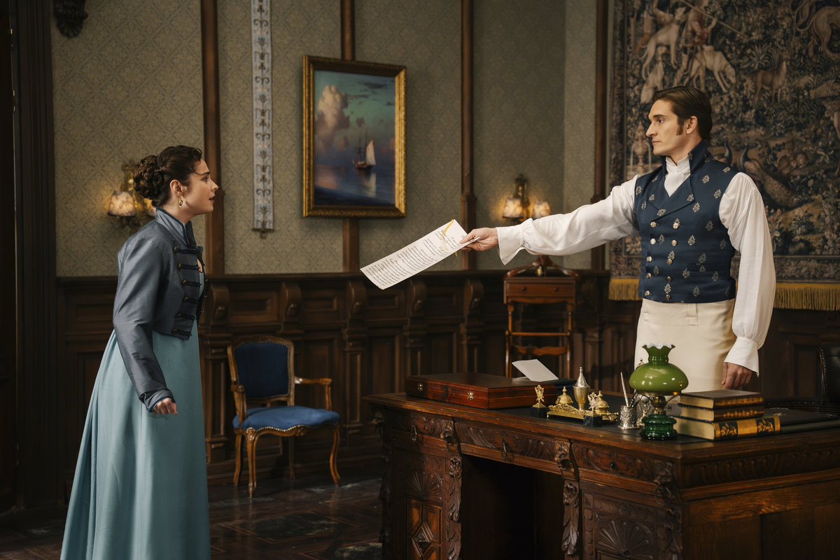 Интернет-премьера: где и когда посмотреть новый второй сезон сериала «История его служанки»