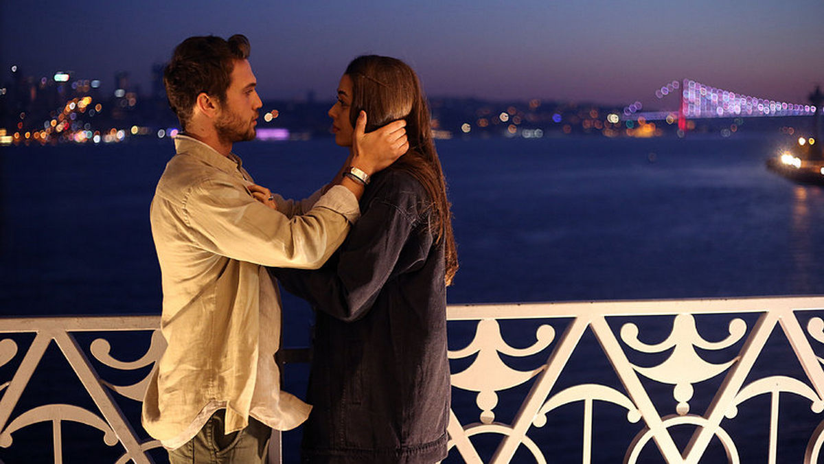 На турецком районе: драматический сериал «Чукур» на канале «Хит» рассказывает о судьбе большого криминального клана Стамбула