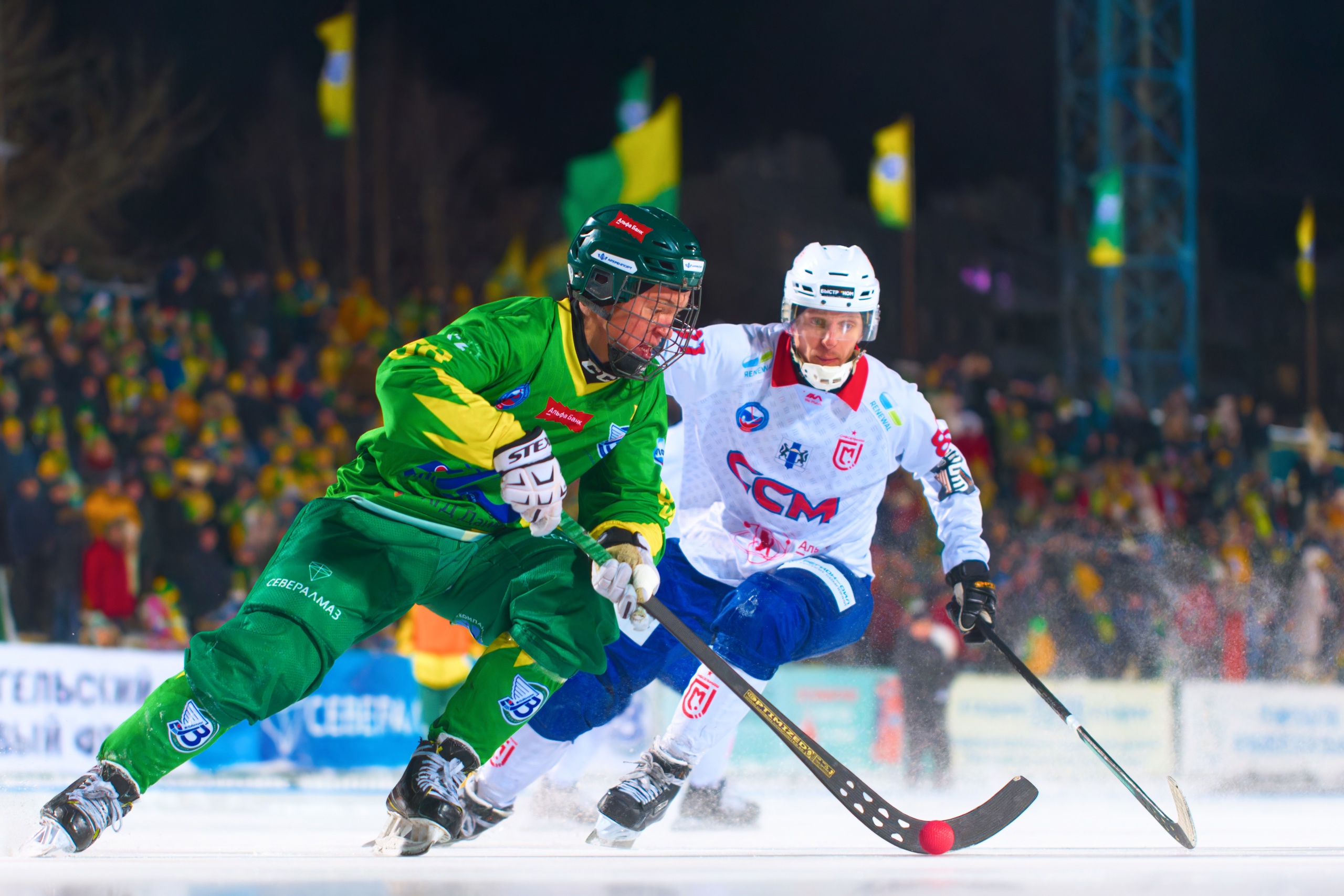 Новые игры в Архангельске и Кирове: не пропустите матчи по хоккею с мячом «Водник» – «Саяны» и «Родина» – «Ак Барс-Динамо» на каналах «ТВ Спорт» и «Игра HD»