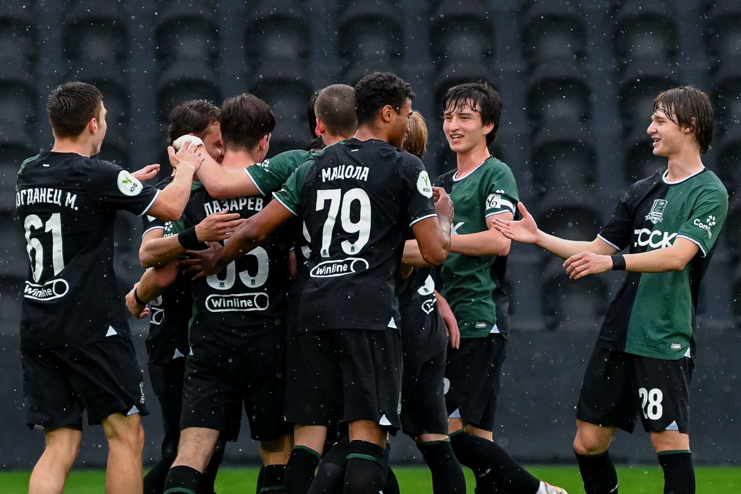 Гостевые матчи «Краснодара», «Спартака» и ЦСКА, игры «Зенита» и «Локо» дома и другие встречи 22-го тура МФЛ на каналах «Мяч», «ТВ Спорт» и «Триколор Спорт»