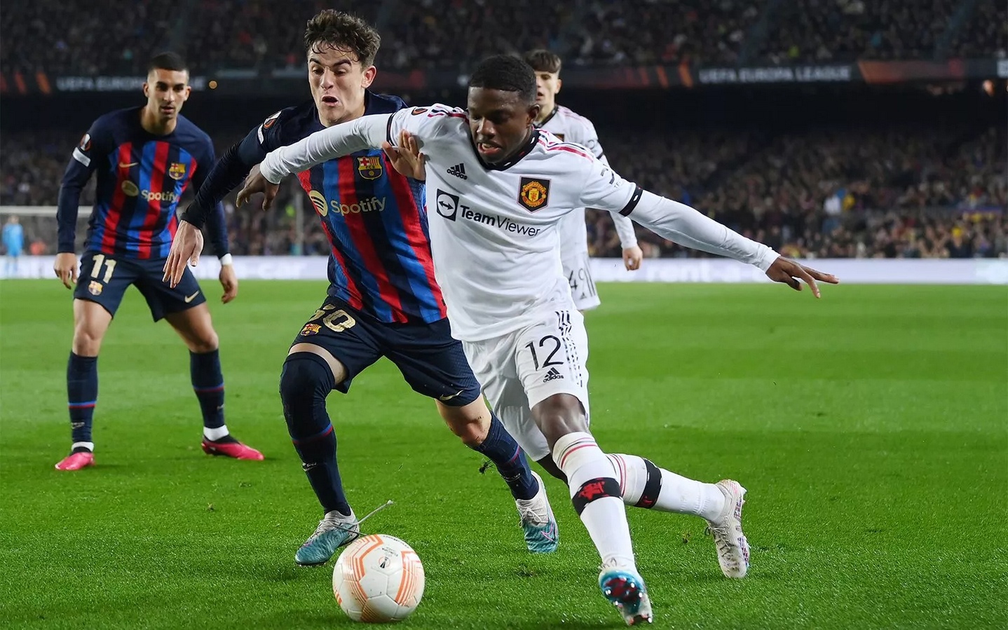 Великая битва в Манчестере и падения грандов: смотрим плей-офф Лиги Европы УЕФА на каналах «Матч ТВ»