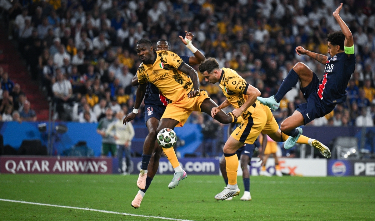 Супербитва «Милан» – «Наполи», а также игры «Кальяри» – «Интер» и «Дженоа» – «Лацио» в 3-м туре чемпионата Италии на телеканале «МАТЧ!»