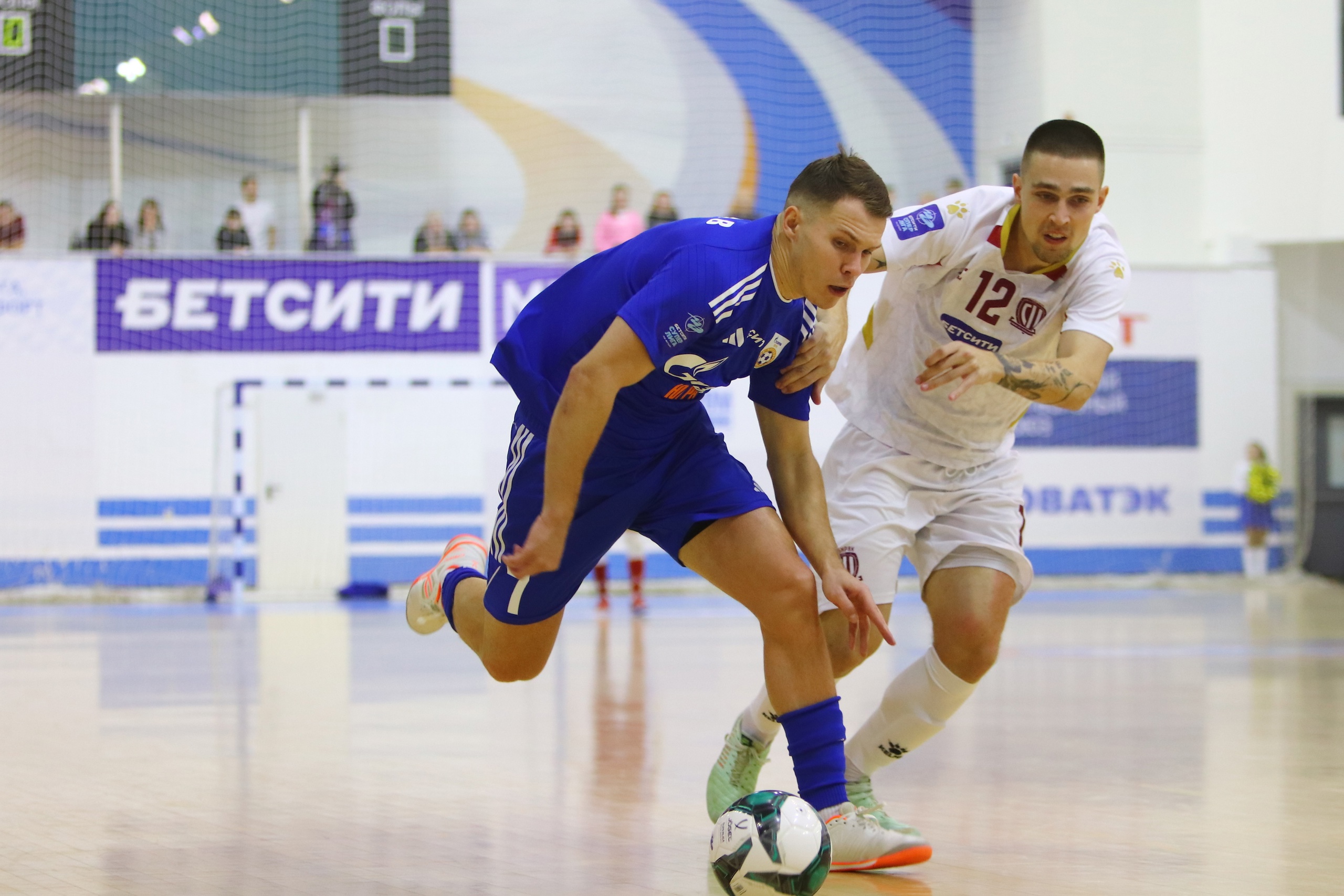 Битвы в Новосибе, Питере, Нижнем и Коми: смотрим 11-й тур футзальной суперлиги на каналах «Мяч», «ТВ Спорт» и «Игра HD»