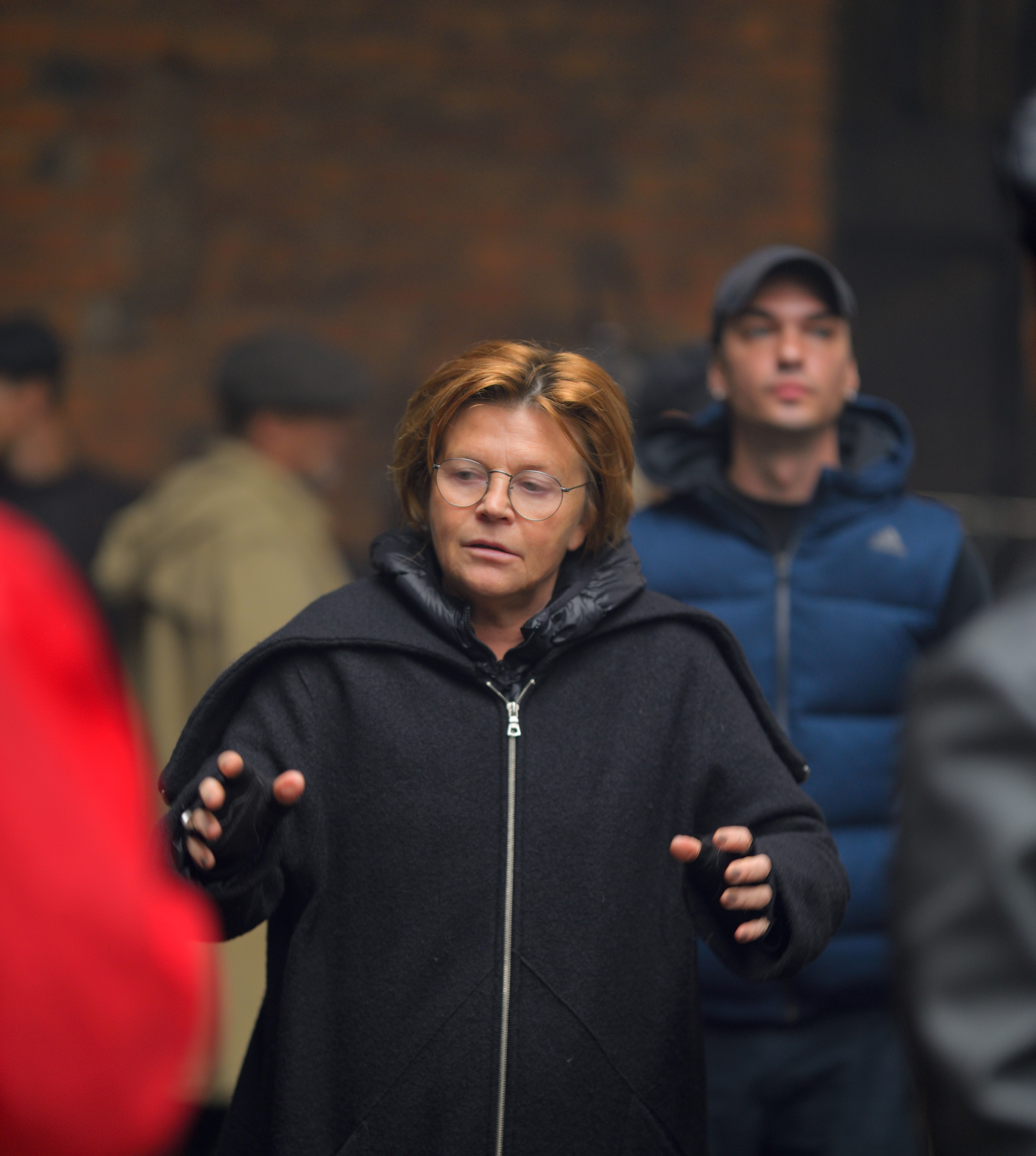 Режиссер сериала «Цыпленок жареный» Елена Николаева – об идеалистах, душегубах, сухом законе и подпольном спирте времен НЭПа