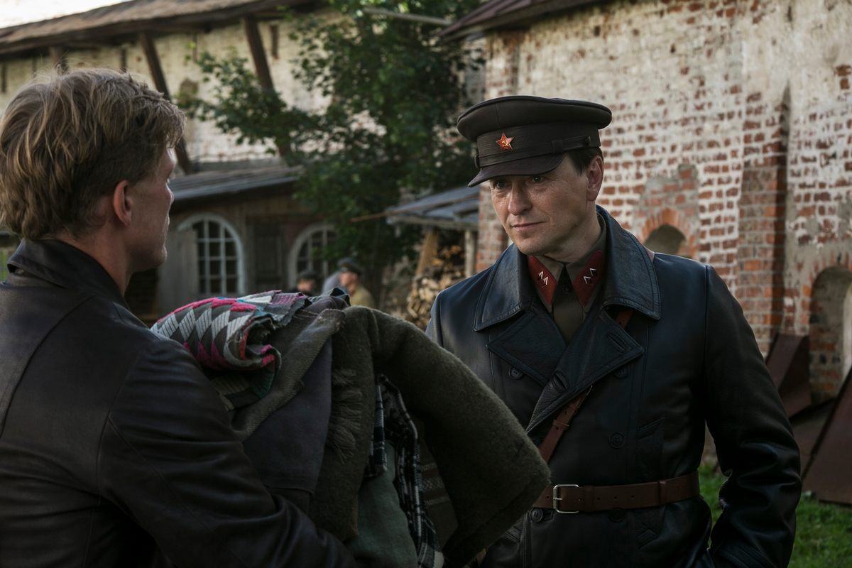 «Осадок после просмотра»: зрители возмущены большим количеством жестоких сцен в сериале «Обитель»