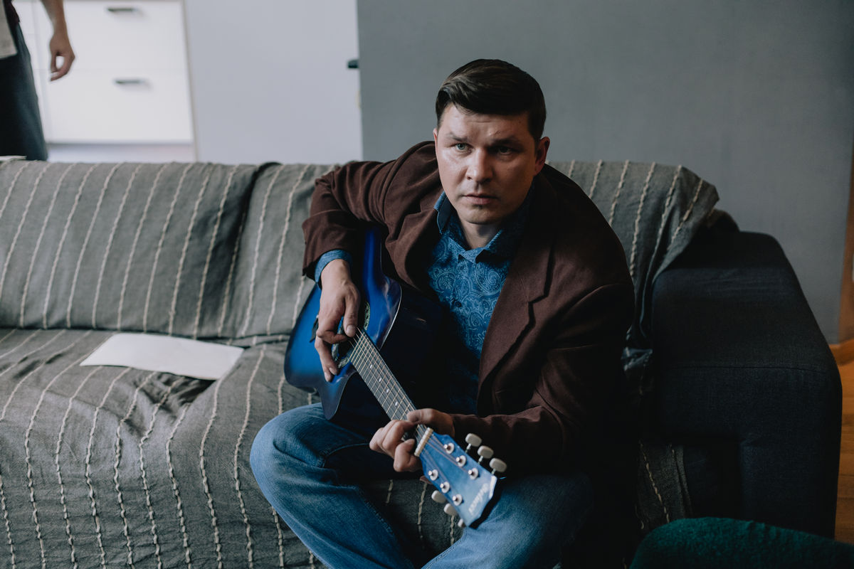 «Мы цепляемся друг за друга»: актер Руслан Ягудин о новой «Даме с собачкой», импровизациях с Еленой Яковлевой и нарциссах