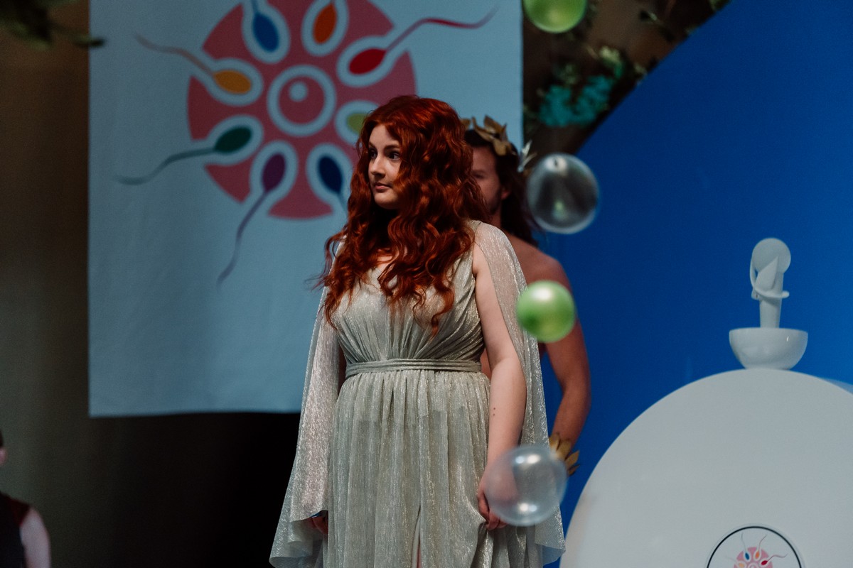 Приматы в городе: известна дата премьеры нового сезона комедийного сериала «Два холма»