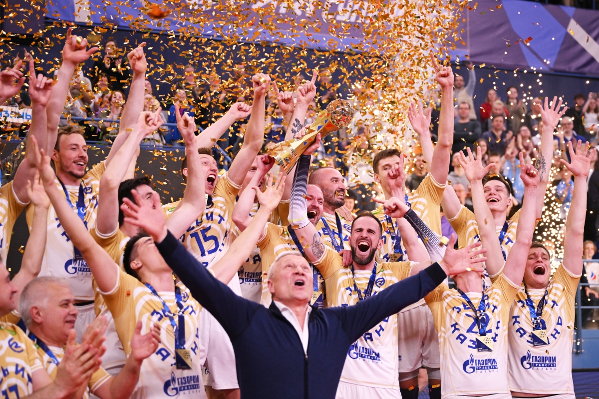 Четыре гиганта в борьбе за первый трофей сезона: смотрим волейбольный финал мужского Кубка Победы на телеканале «Волейбол»