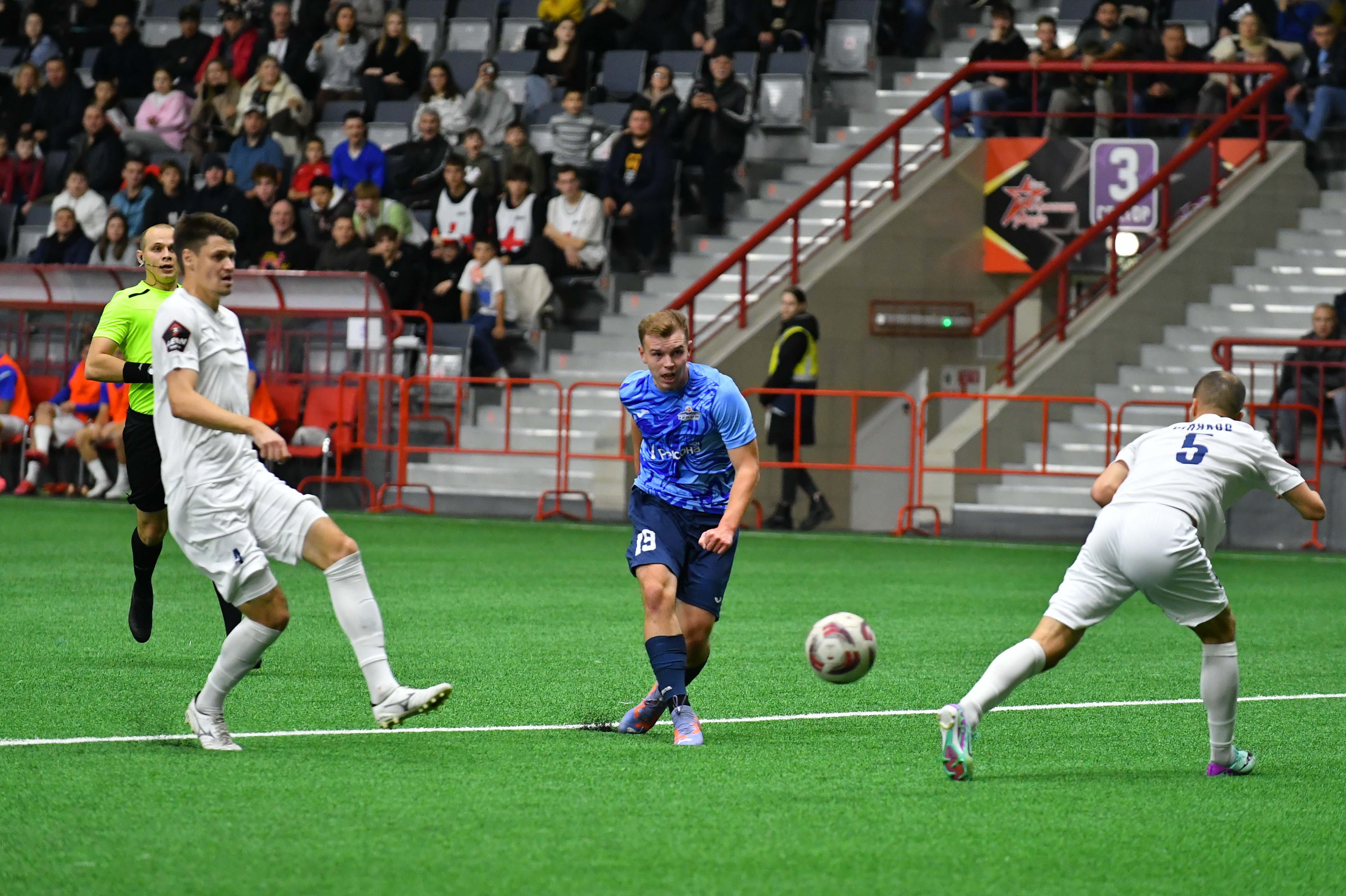 Стыковая битва в Омске: увидим ответный переходный матч Второй лиги А на канале «Мяч»