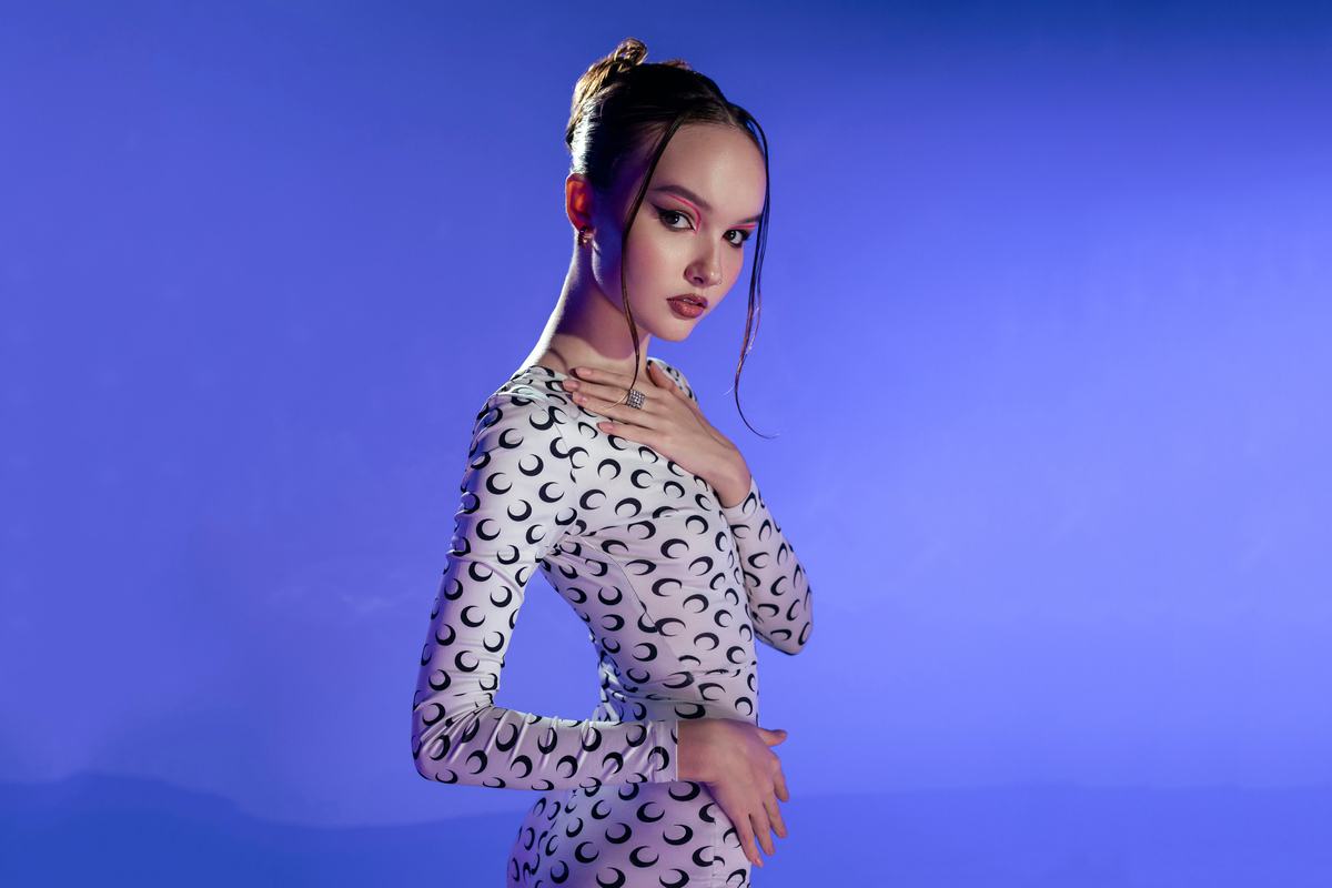 «500 дней лета», «Дорога перемен», «Трудности перевода»: топ-5 фильмов о летней любви, по версии певицы Арины Даниловой