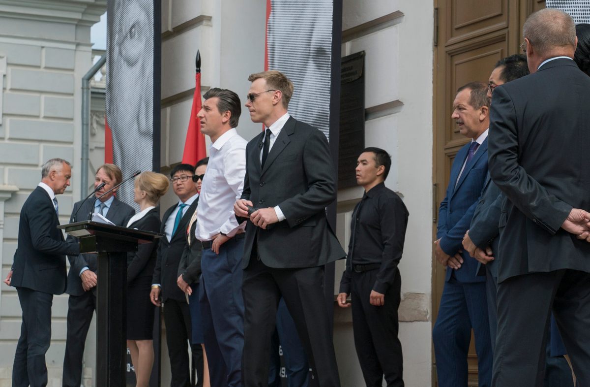 Показ продолжается: краткое содержание 5–8-го эпизодов сериала «Миссия "Аметист"» на Первом канале