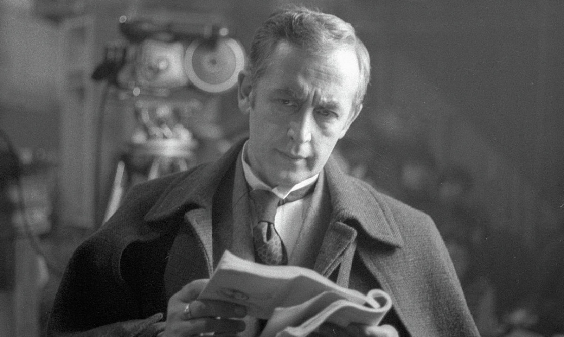 Дедукция, трубка и дружба: смотрим в воскресенье все серии приключений Шерлока Холмса и доктора Ватсона на канале «Советская киноклассика»