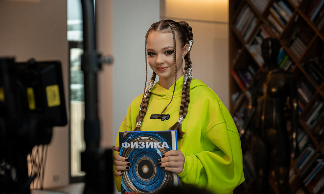 Актриса Мария Абрамова рассказала о втором сезоне сериала «СуперИвановы» на ТВ-3