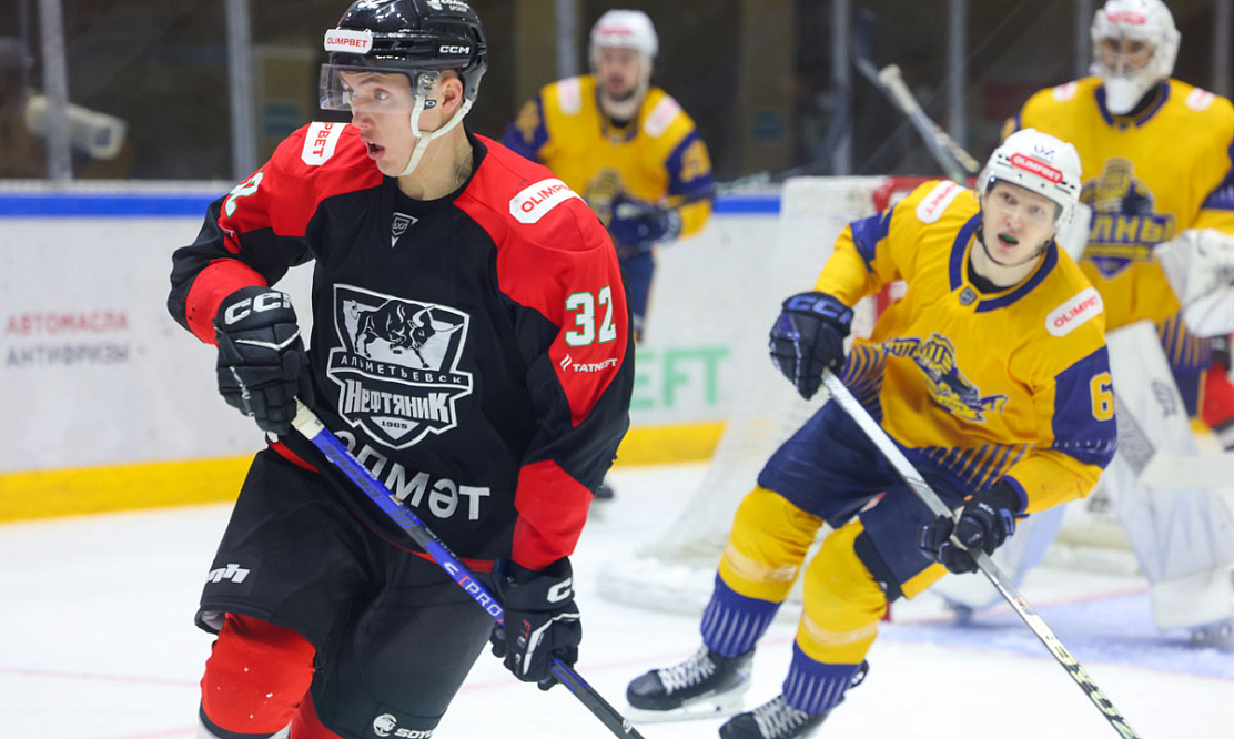 Сибиряки на вершине, «Нефтяник» преследует, толпа в топ-16: Всероссийская хоккейная лига на каналах «Хоккей ТВ» и «Триколор Спорт»