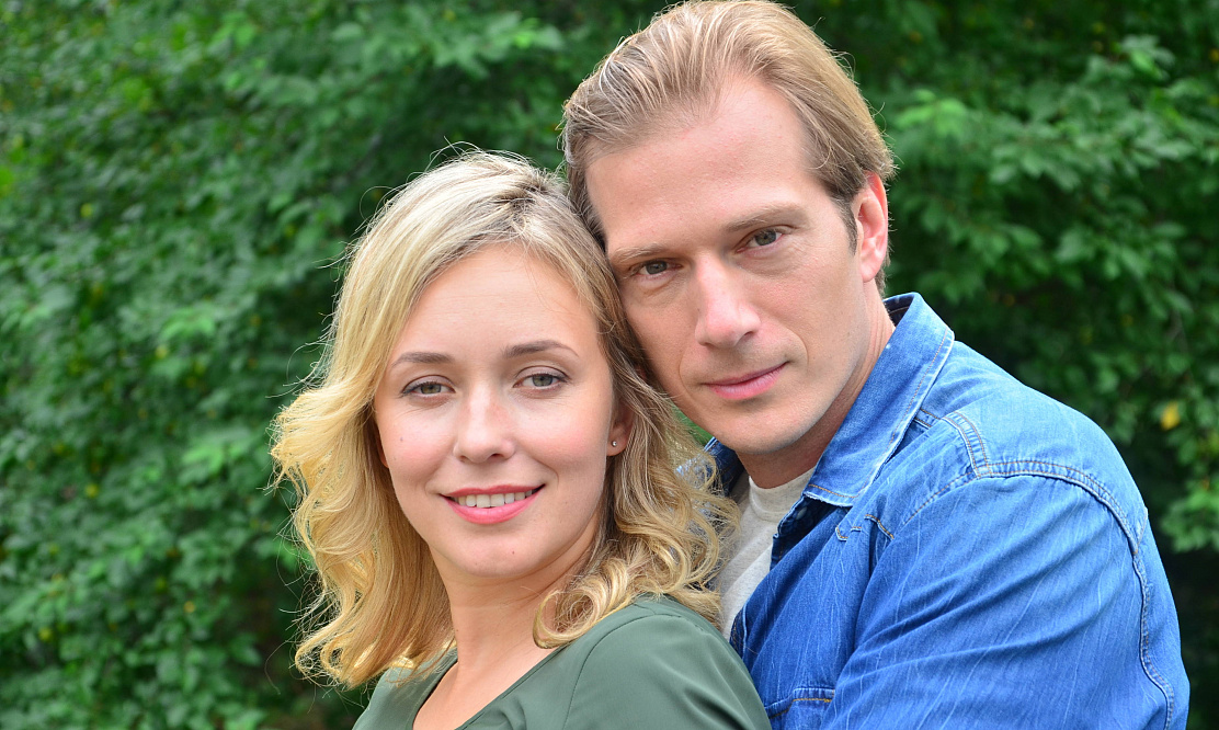 На телеканале «Россия 1» стартует новый сериал «В плену у прошлого» с Оболдиной, Виторганом и Лютаевой