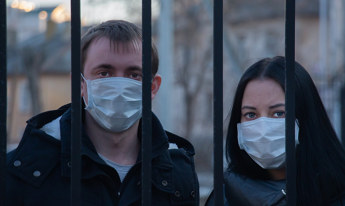 В эпоху вируса: стримы, конкурсы и челленджи от телеканалов и премьеры в приложениях