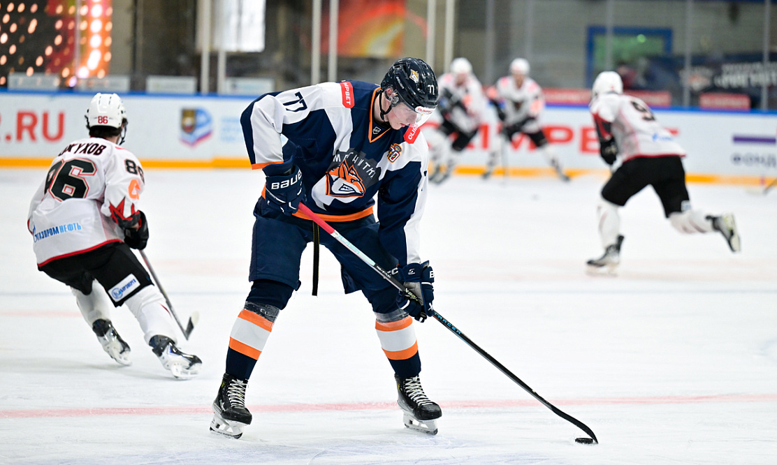 «Магнитка» и «Кузня» выше всех, «Югра» рядом: игры Всероссийской хоккейной лиги на каналах «Хоккей ТВ» и «Триколор Спорт»