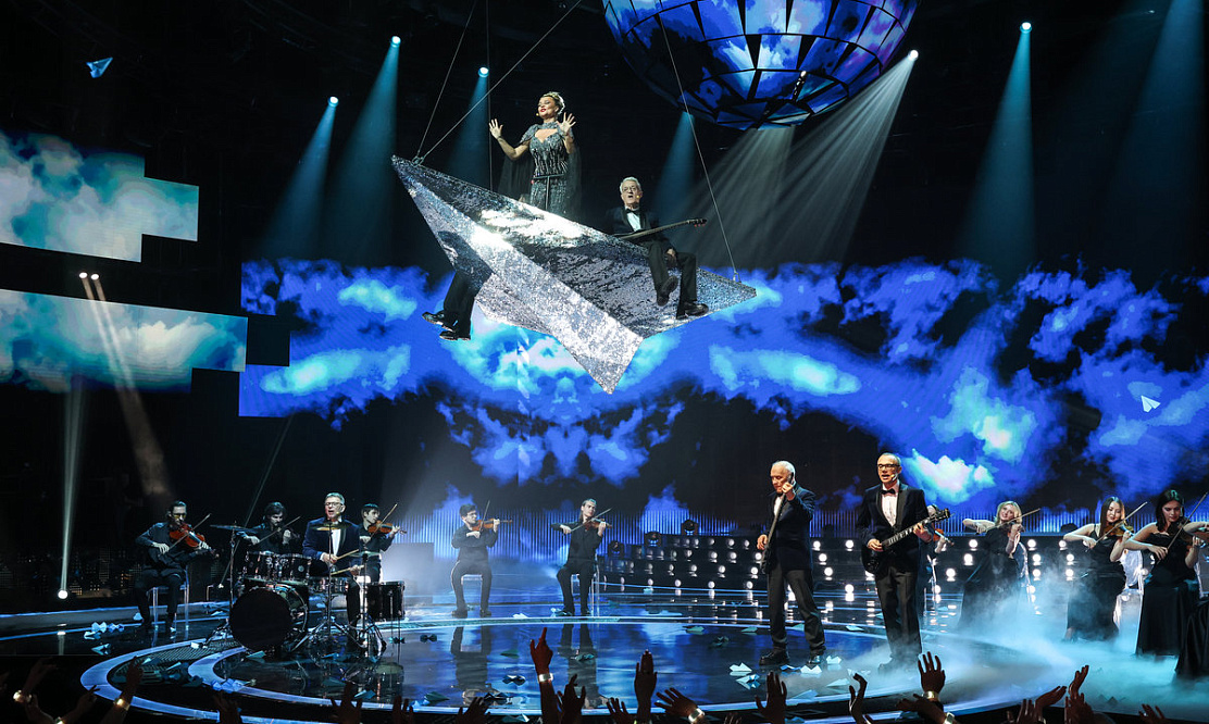 Кто из них победит: «Поющие гитары», «Блестящие», «Динамит», «Лесоповал» и RevoльveRS – в финале «ВИА Суперстар!» на НТВ