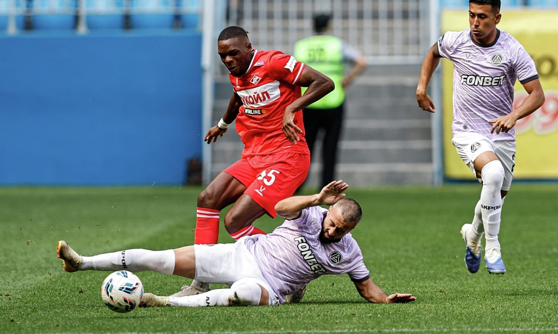 У «красно-белых» шанс подняться: смотрим игру 20-го тура РПЛ «Спартак» – «Акрон» в понедельник на телеканале «МАТЧ!»