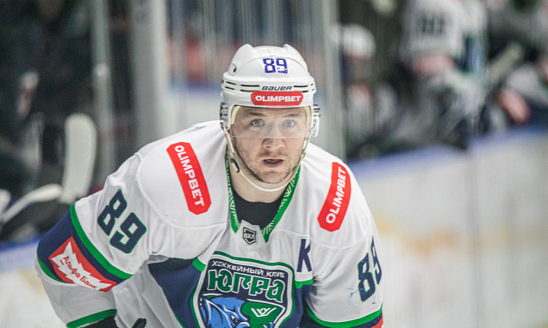 Сибиряки удаляются, «Нефтяник» и «Химик» рядом: Всероссийская хоккейная лига на «Хоккей ТВ» и «Триколор Спорт»