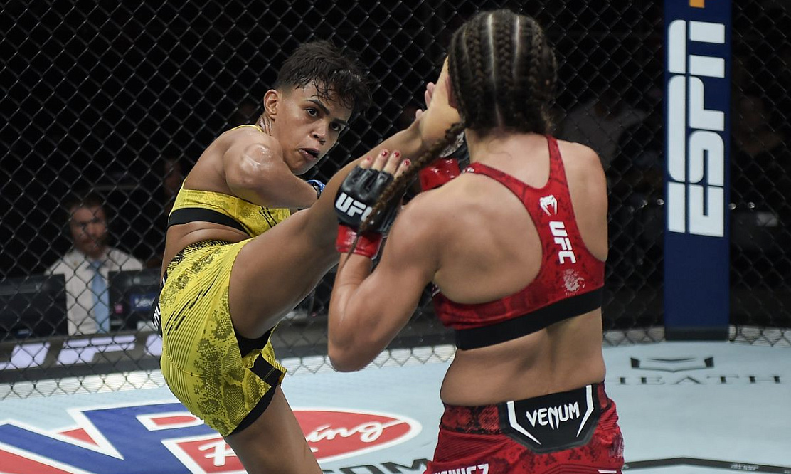 Смотрим ночные бои UFC Долидзе – Эрнандес и Хилл – Лусиндо, а также другие поединки ММА на телеканале «МАТЧ!»