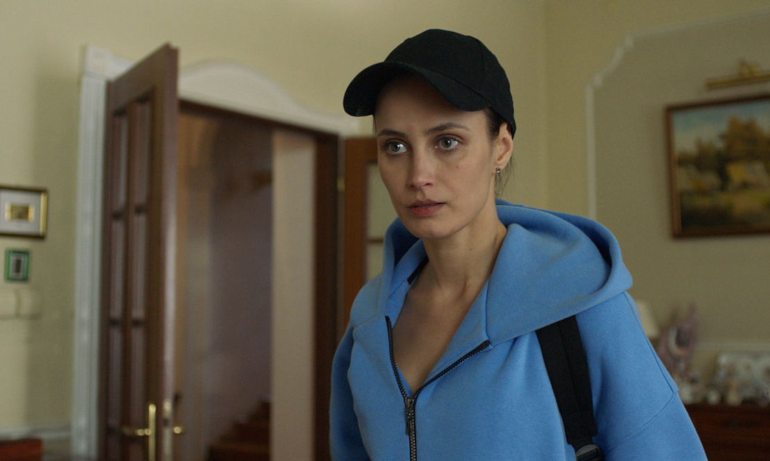 Секта и побег: Актриса Алена Коломина раскрыла тайну своих самых опасных ролей и «Тайну римских цифр»