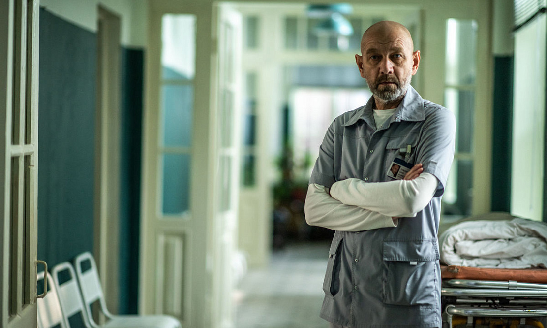 Что произойдет на старте второго сезона: описание 1–4 серий премьеры сериала «Спросите медсестру – 2» на Первом канале
