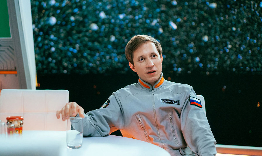 «Всегда хотеть быть первым – это проблема»: актер Евгений Михеев – о психологии, космосе и сериале «Митрич» 
