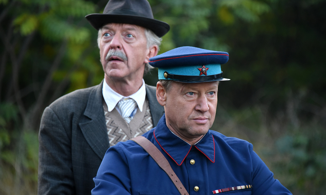 Смотрите продолжение сериала: что покажут в 5–14-й сериях «Зеленого фургона» с Дмитрием Харатьяном