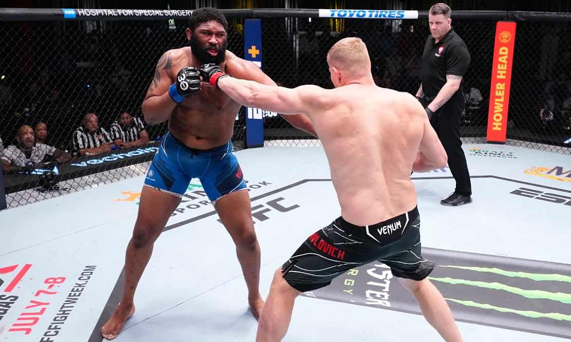 Это должна быть ночь Сергея: что мы должны увидеть на турнире UFC 295 на «МАТЧ!» и «МАТЧ! Боец»