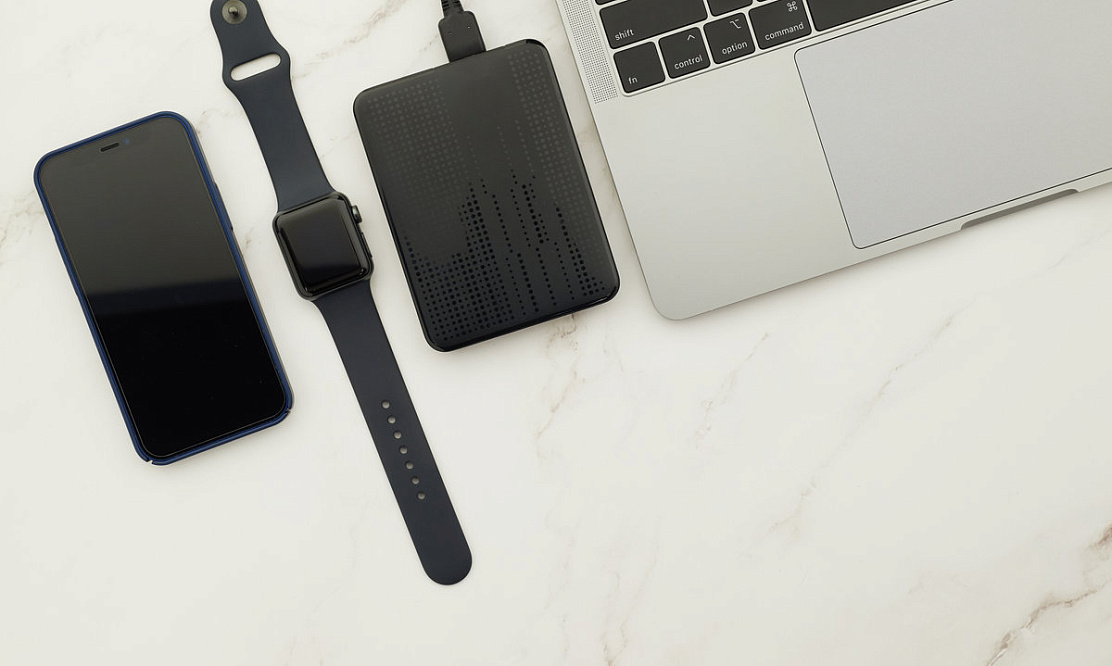 Гаджеты для удобства и развлечений: топ-15 технологичных подарков на День святого Валентина